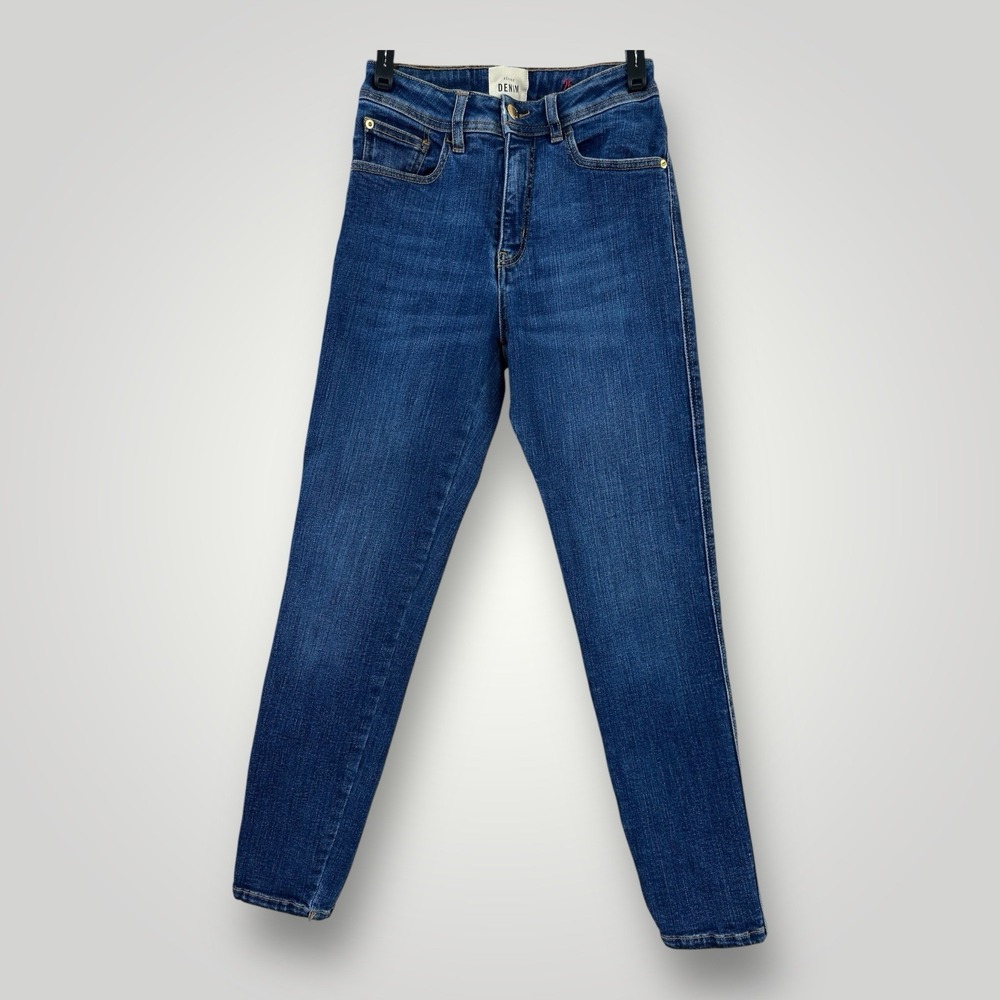 Sezane Denim Jeans Womans Size 25 (24x27) Skinny Straight Leg Blue Stretch